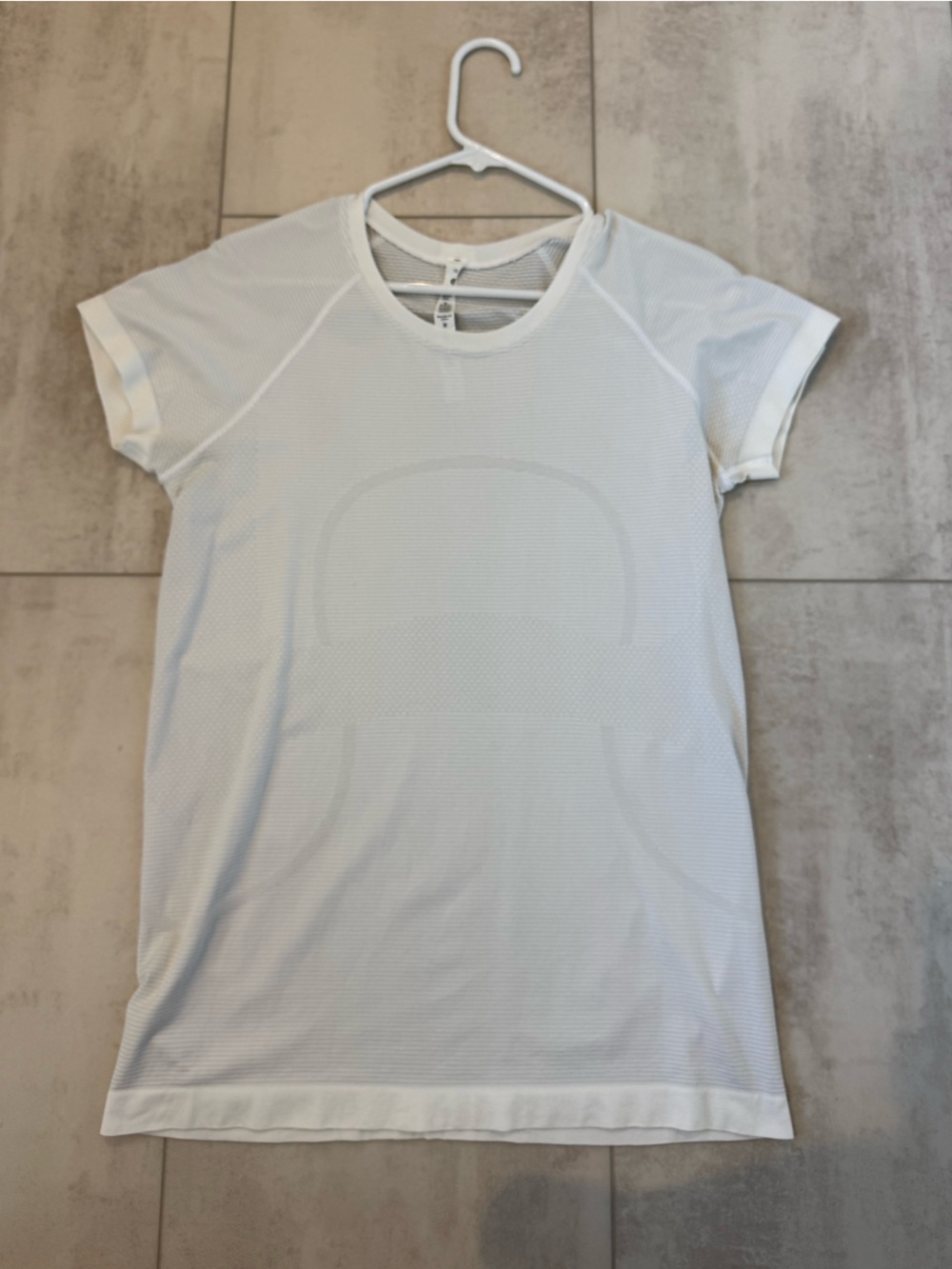 Lululemon Swiftly Tech Short Sleeve